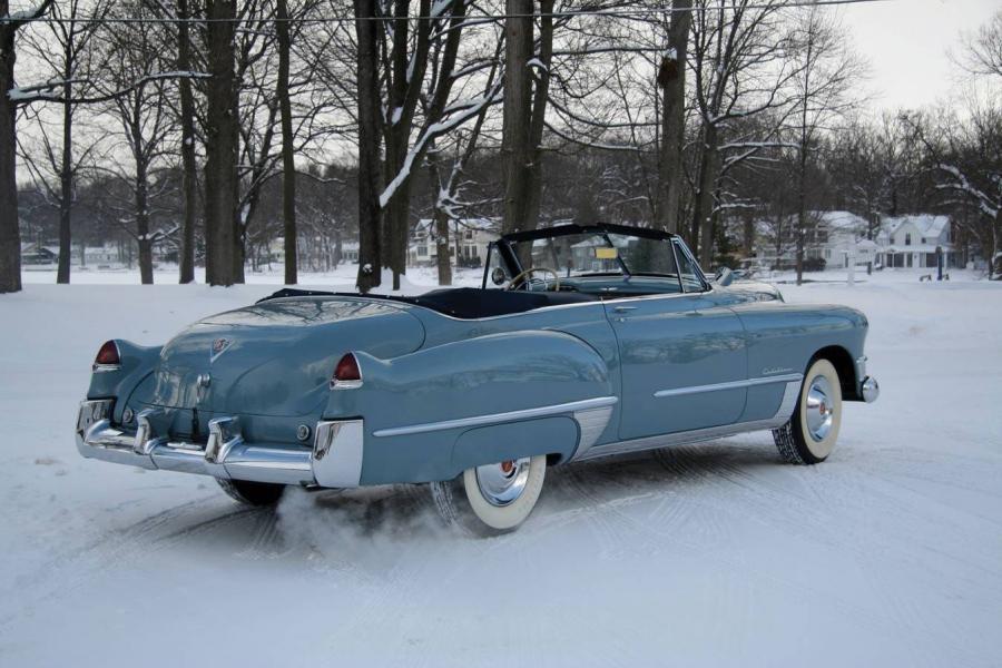  Cadillac Series 62 Convertible Coupe 1949 года  (фото 11 из 24)